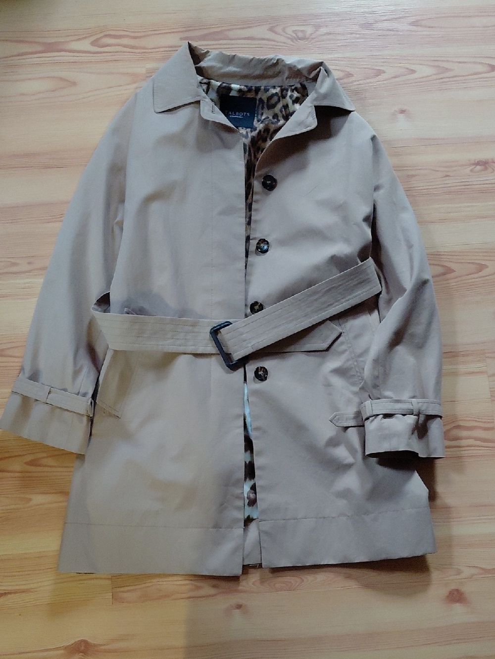 Classic Beige Trench Coat with Belt - Women